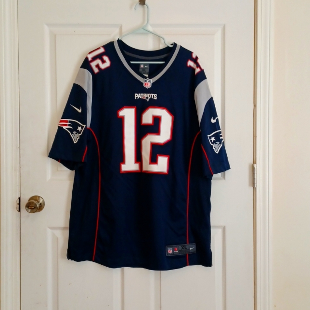 Tom Brady jersey XL NWOT
